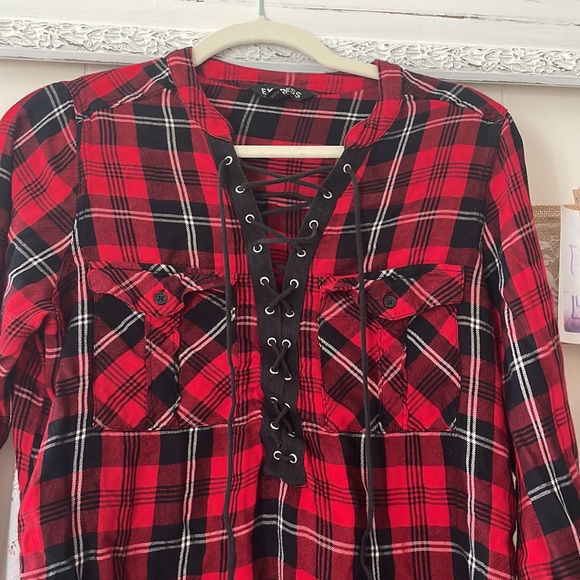Lace up flannel - Picture 2 of 3